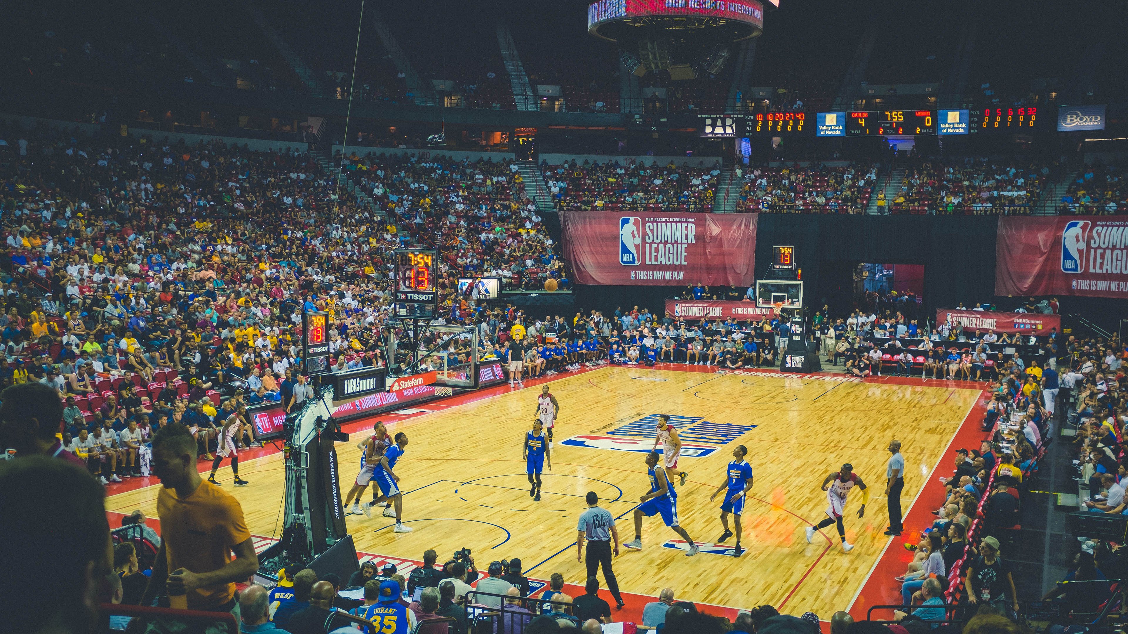 “水上救生：三叉湖游泳馆带来国际级救援技术大比拼”